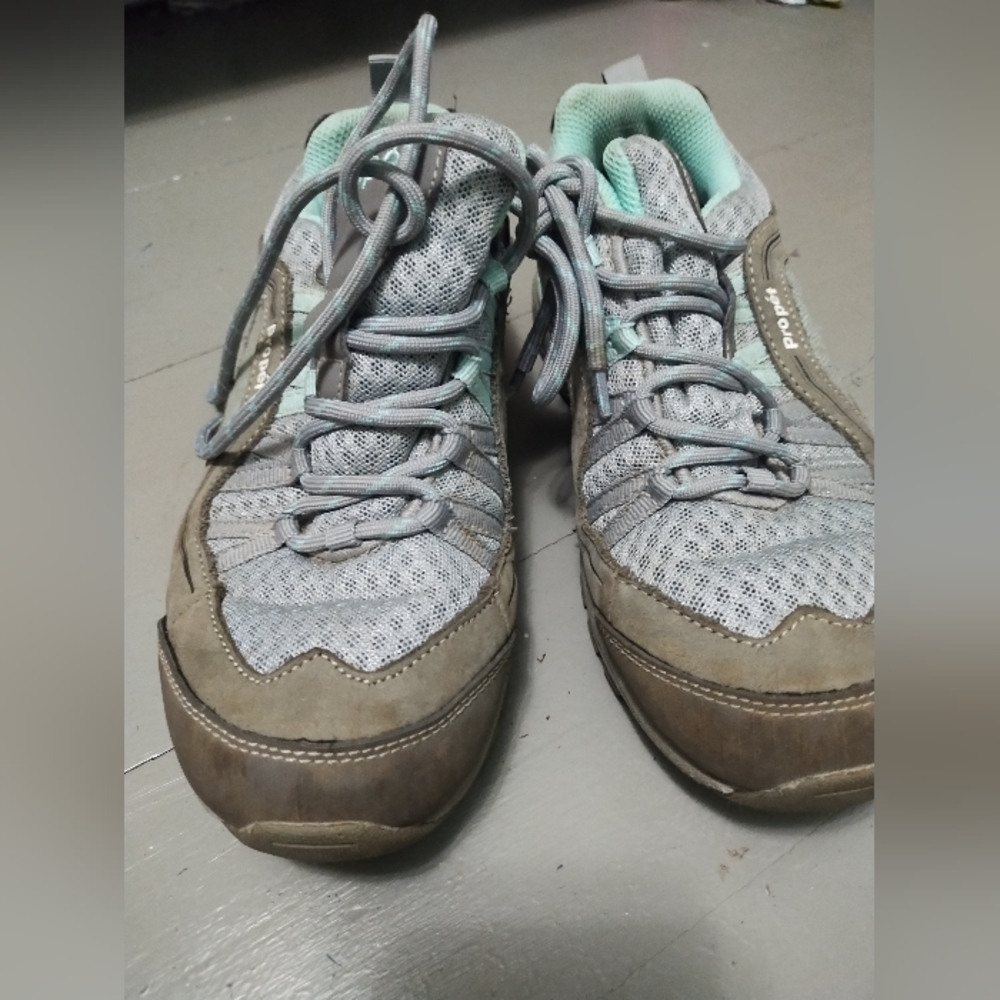 New Women’s Propet Piccolo WBA012M Grey/Mint Hiking Shoes size 6 1/2